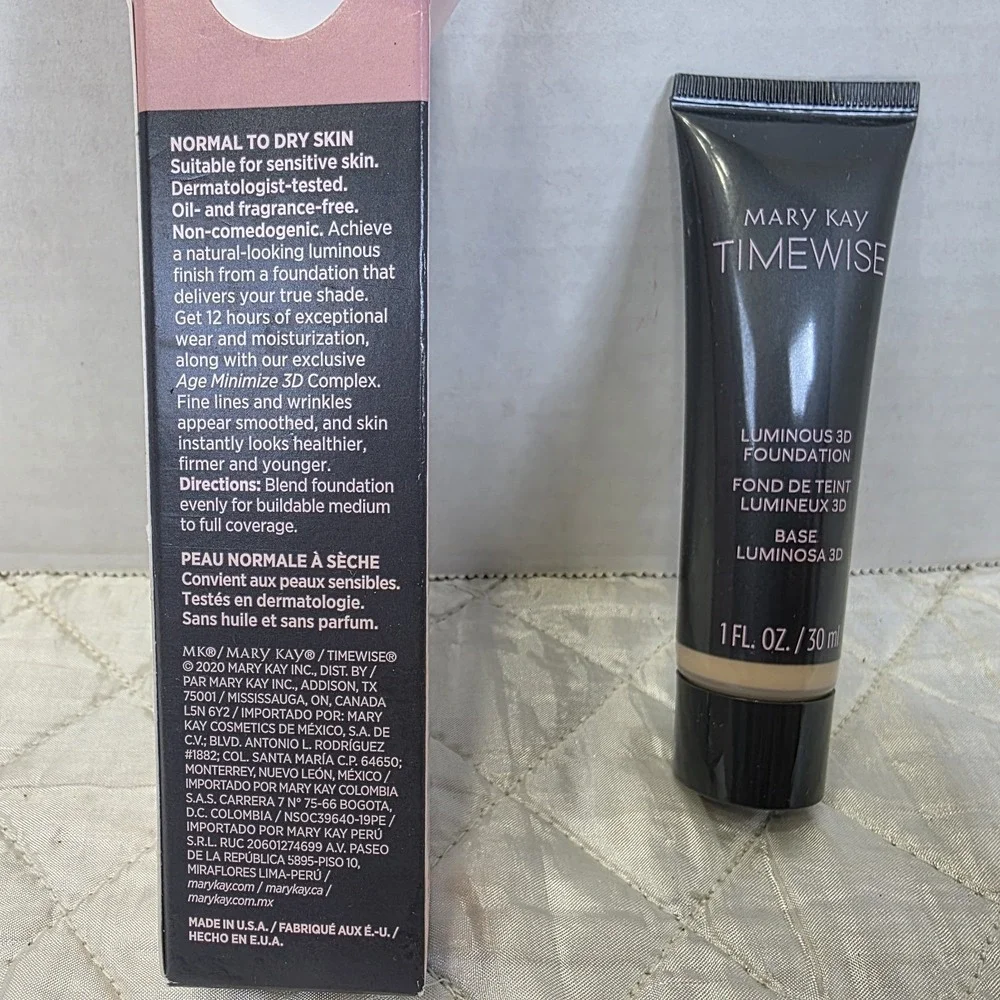 Mary Kay Timewise Luminous 3D Foundation  Ivory W  150 - Normal Dry